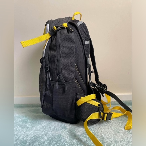 Reebok Eco-Stream Hydration Pack - Picture 4 of 9